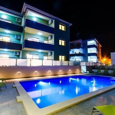 Apartment Mali San โตรกีร์ ภายนอก รูปภาพ