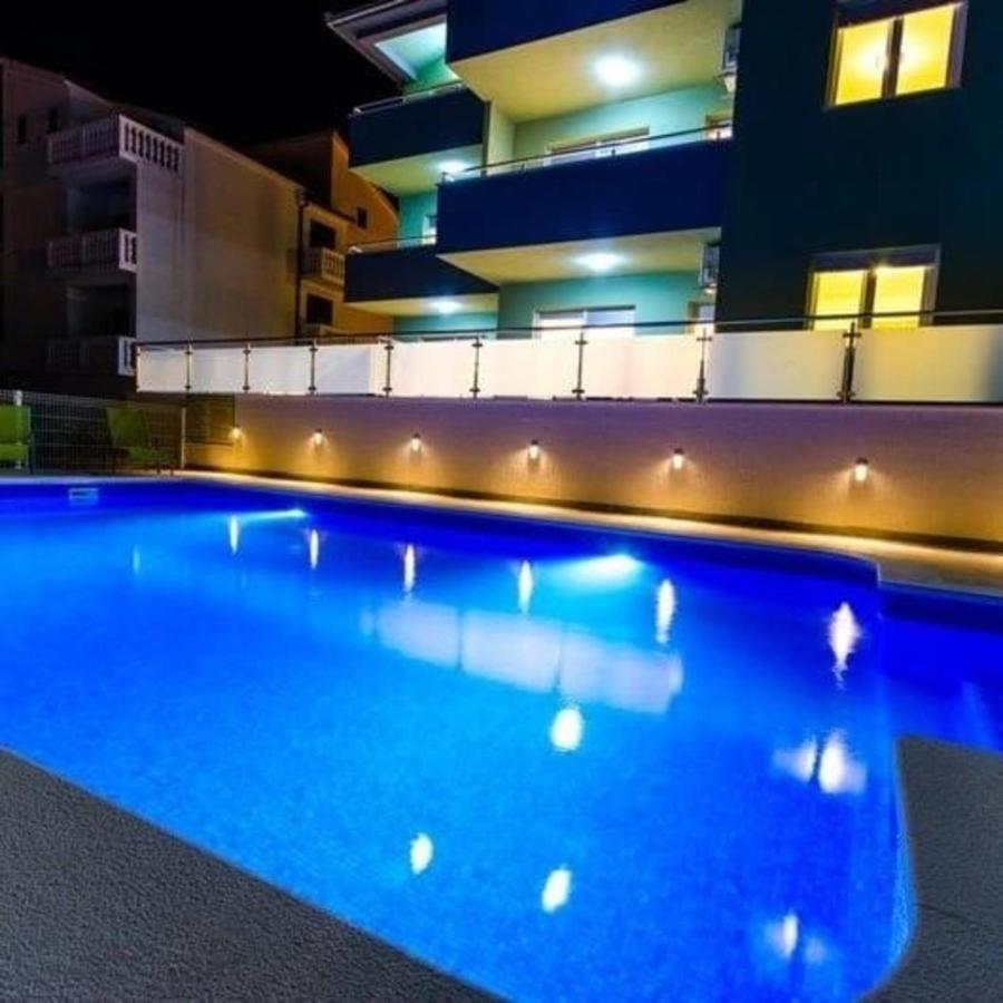 Apartment Mali San โตรกีร์ ภายนอก รูปภาพ