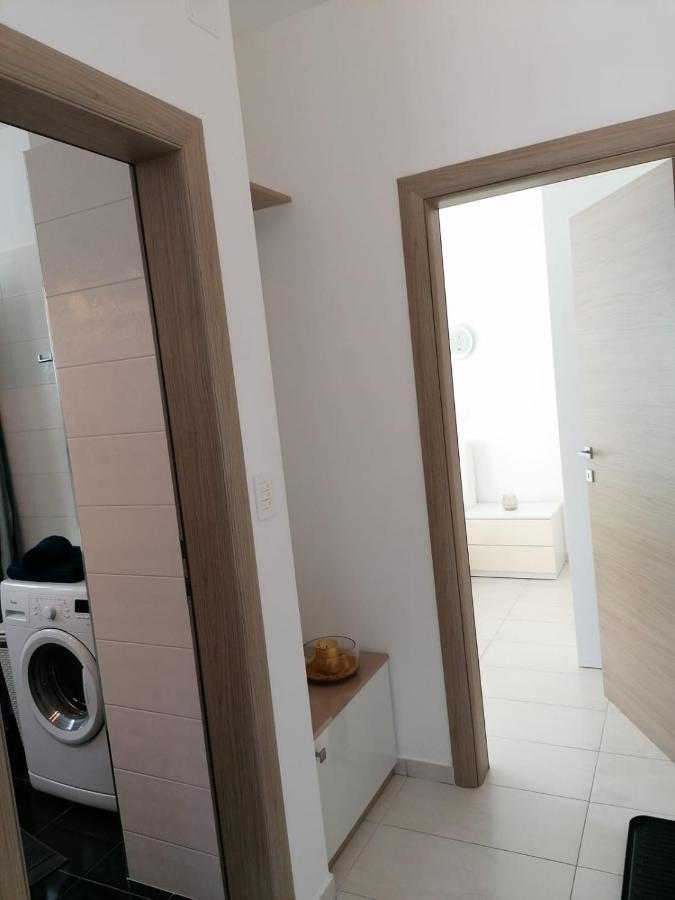 Apartment Mali San โตรกีร์ ภายนอก รูปภาพ