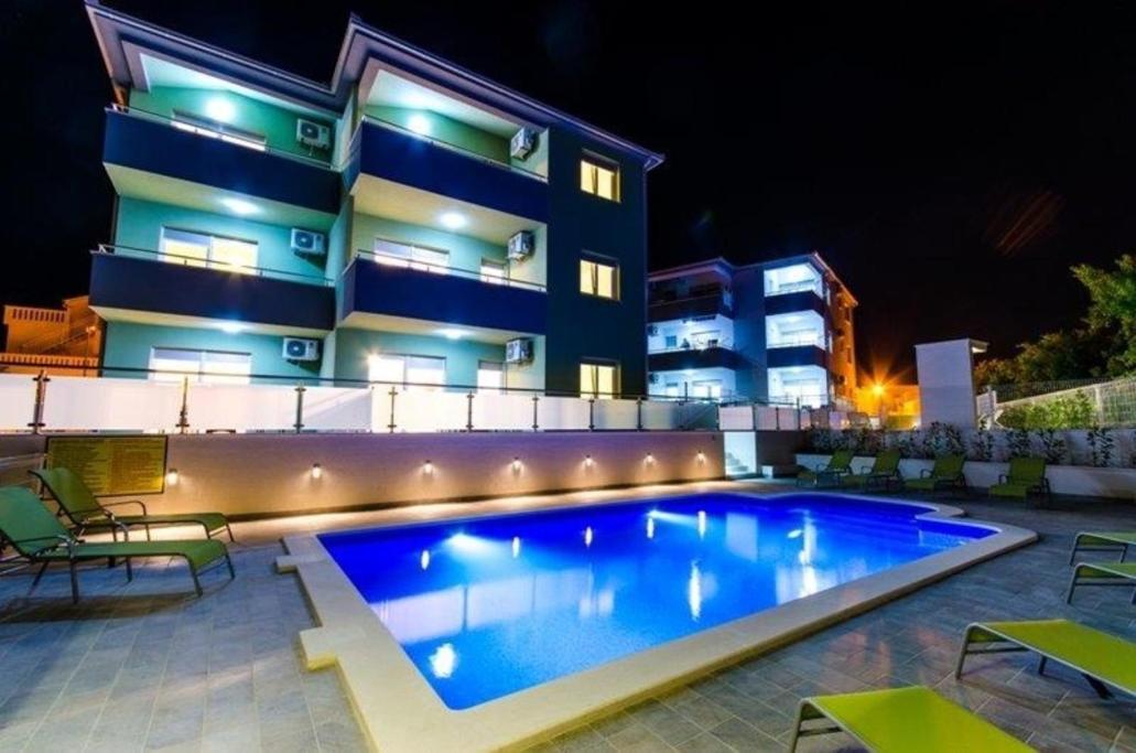 Apartment Mali San โตรกีร์ ภายนอก รูปภาพ