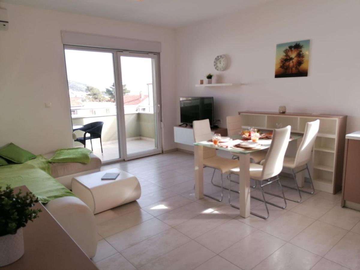 Apartment Mali San โตรกีร์ ภายนอก รูปภาพ